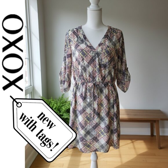 XOXO Dress I Women's M I Ivory Navy Red Plaid Print V-Neck Tunic Tie Waist NWT - Picture 1 of 9